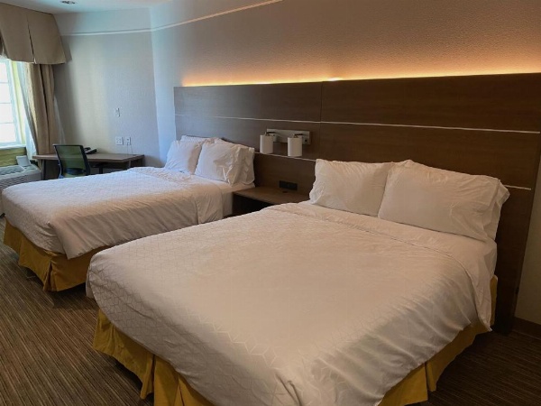 Holiday Inn Express Hotel Galveston West-Seawall image 16